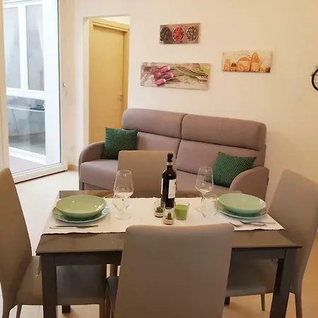 L&g's Roof Terrace *